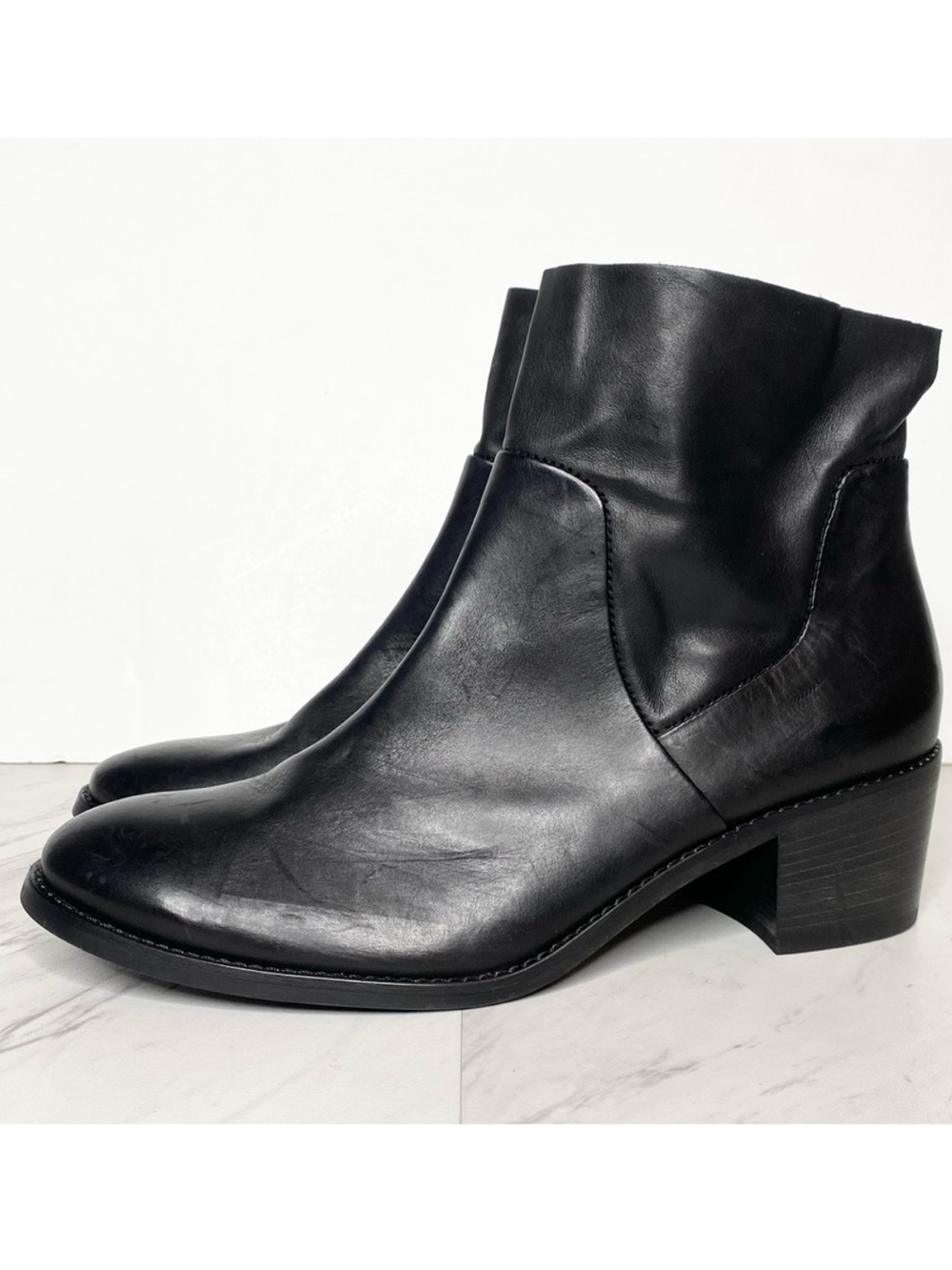 Paul Green Black Leather Heeled Bootie 7.5 / 5